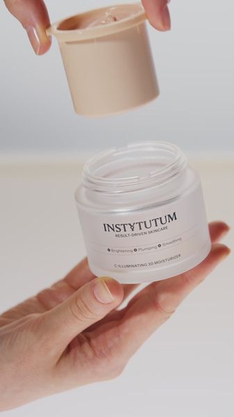 Зволожуючий крем з ефектом сяяння Instytutum C-Illuminating 3D Moisturizer Next-Gen Refill Pod, 50мл. 1840 фото