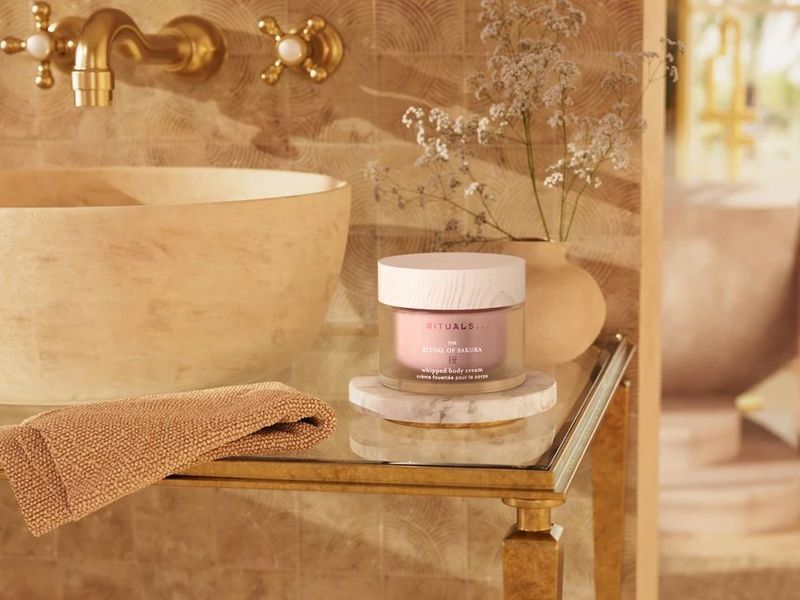 Крем для тела Rituals The Ritual Of Sakura Magic Touch Body Cream 220мл. 0757 фото